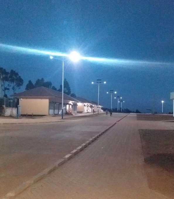泰和县非洲科特迪瓦太阳能路灯工程